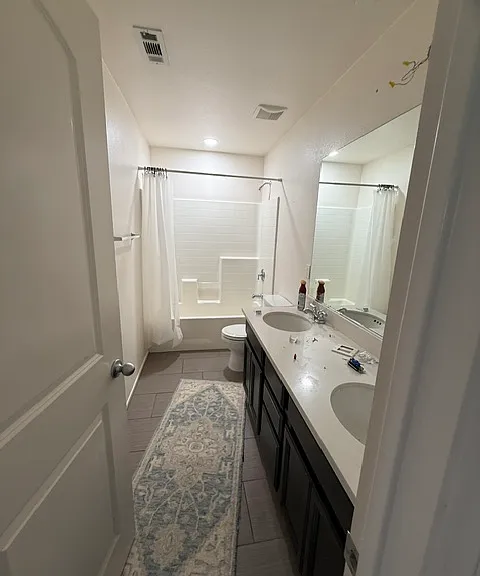 15645 Calabria Ct — Photo 33