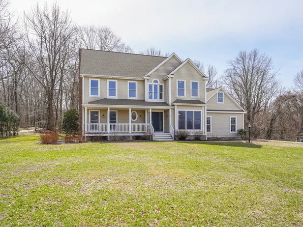 11 Anderson Road, Pomfret, CT 06259