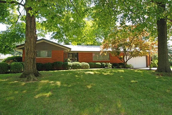1st image of 873 Poling Dr