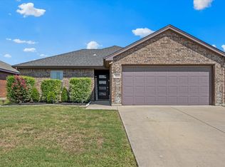 1533 Sunburst Dr, Fort Worth, TX 76140