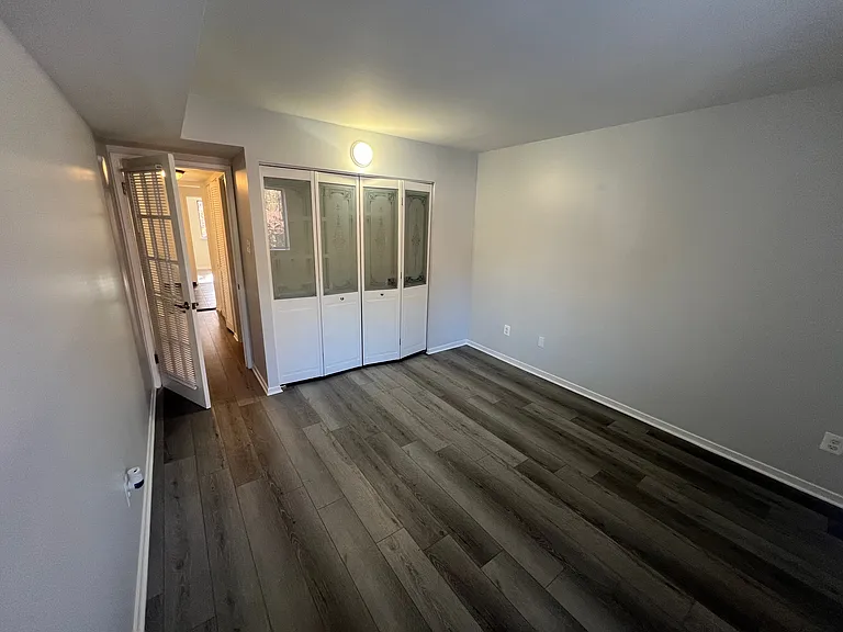 1st bedroom