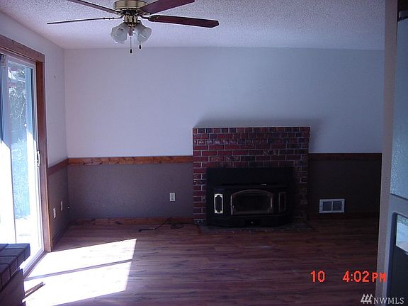 4th image of 13704 124th Avenue Ct E