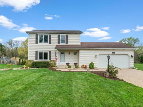 54990 Willow Creek Dr, Mishawaka, IN 46545