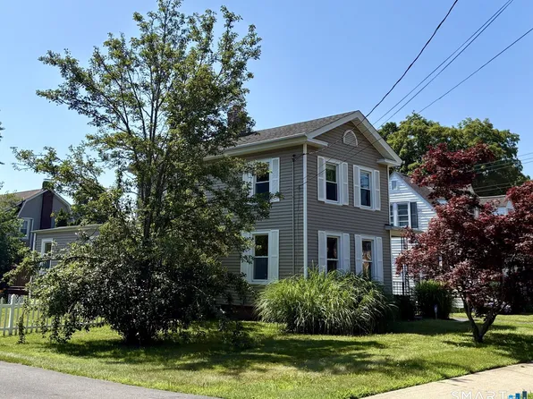 511 Thompson Avenue, East Haven, CT 06512