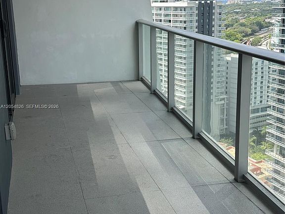 3rd image of 1010 Brickell Ave Unit 2707