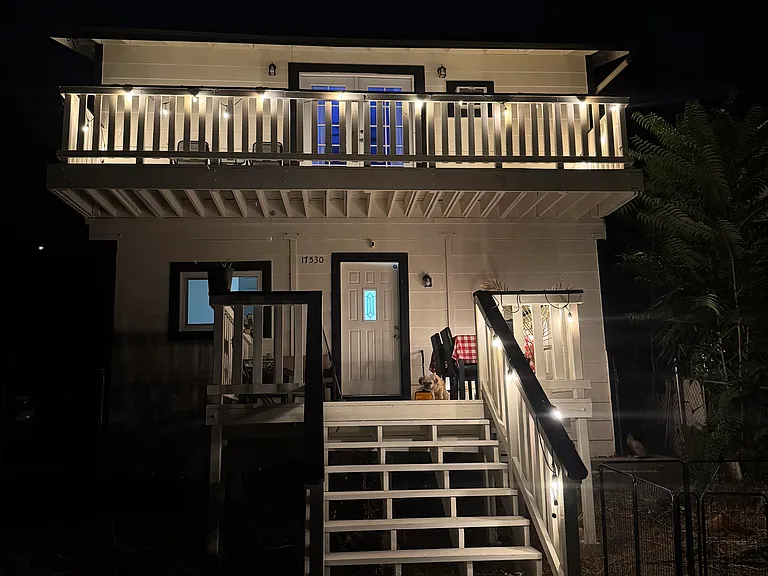 17530 Hayes Ave — Photo 3