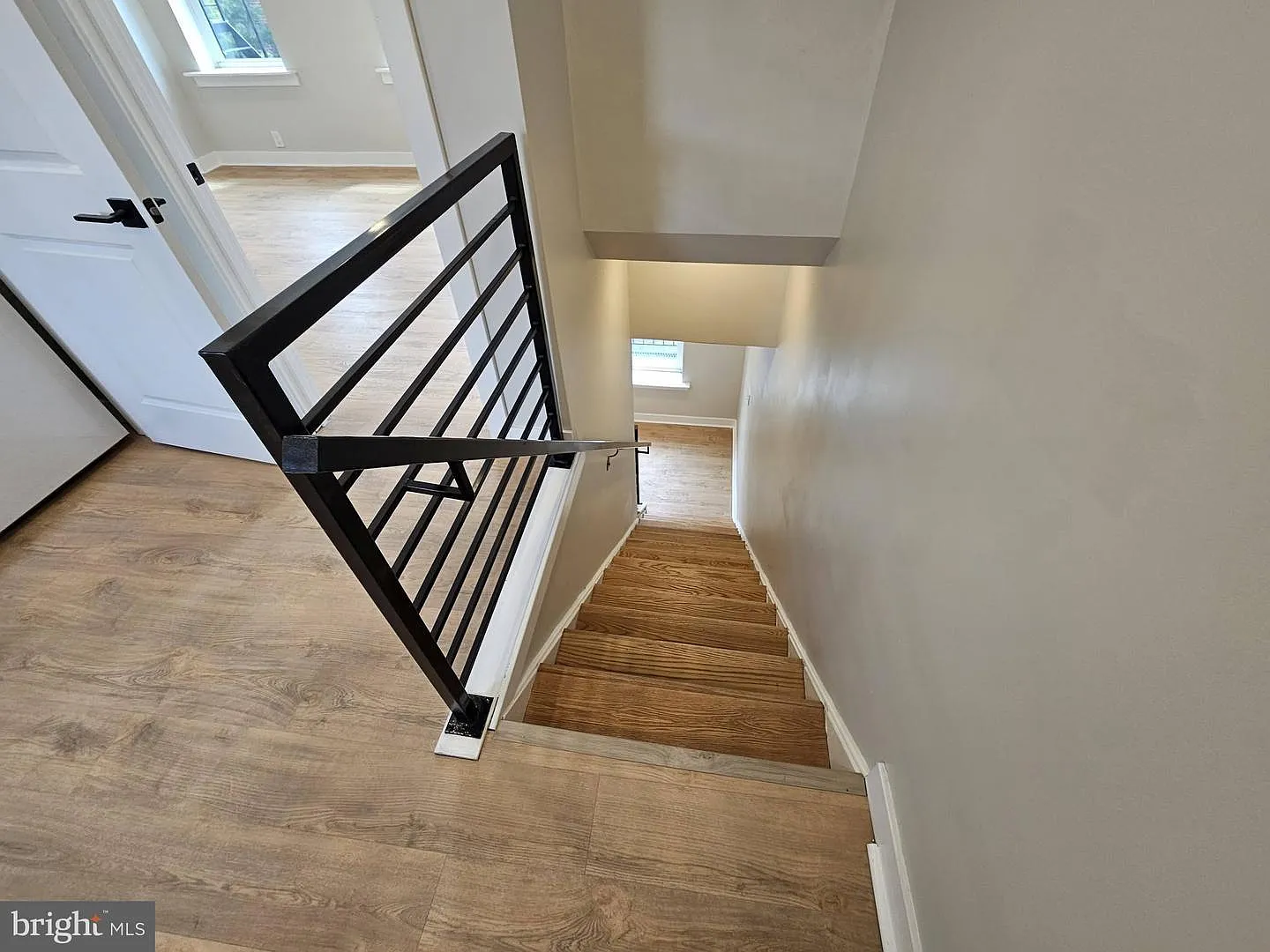 1 bed, 720 sqft, $1,850 — Photo 2