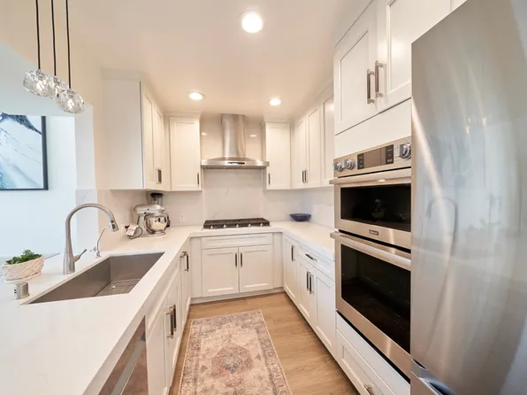 1617 S Beverly Glen Blvd APT 303, Los Angeles, CA 90024
