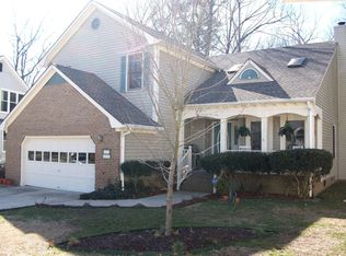 717 Bulrush Ct, Chesapeake, VA 23320