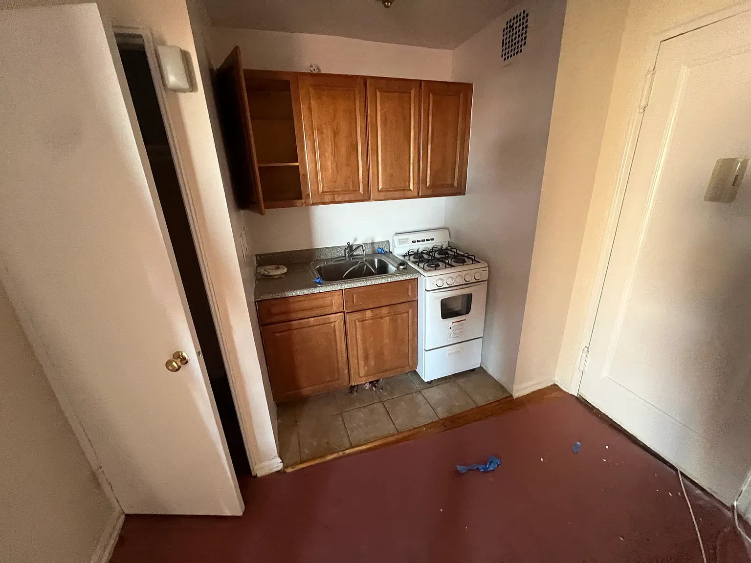 Studio, 500 sqft, $1,795 — Photo 4