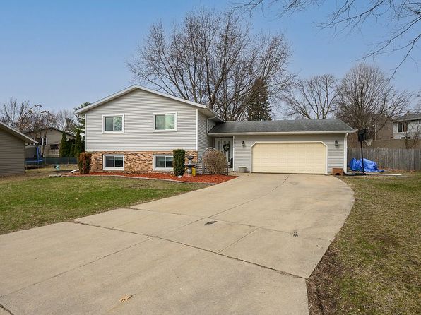 3321 8th Ln NW, Rochester, MN 55901