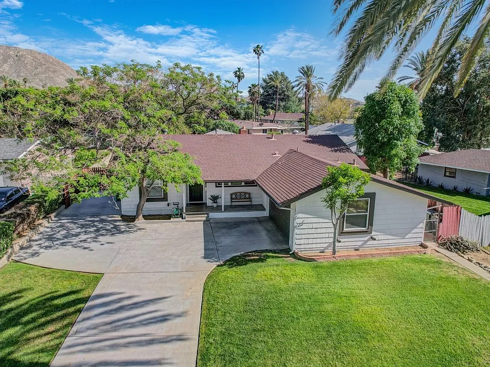 3126 Wendell Way