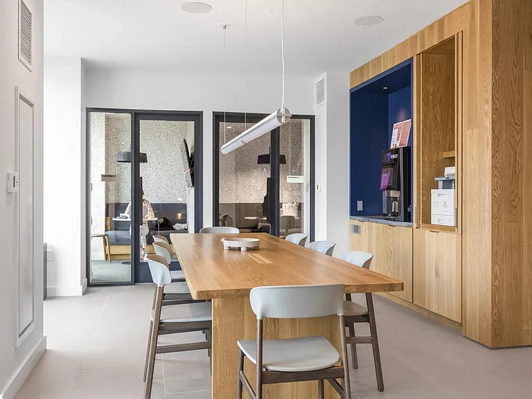 1 Eagle St — Photo 12