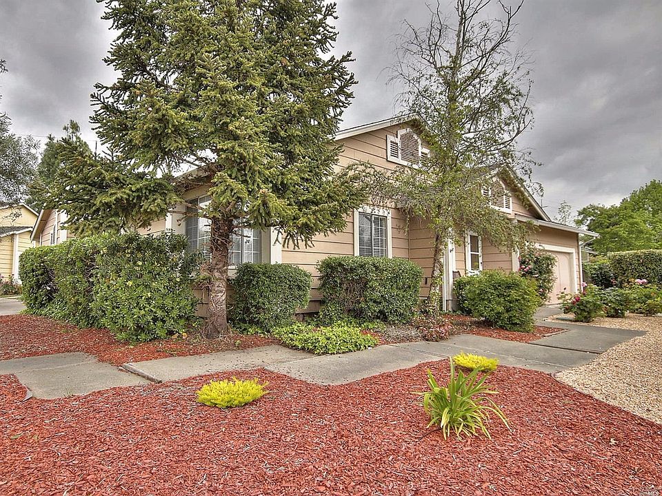 1st image of 1702 Northstar Drive NE