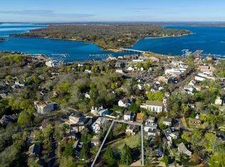 12 Union St, Sag Harbor, NY 11963