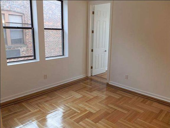 4th image of 6305 Boulevard East APT E4