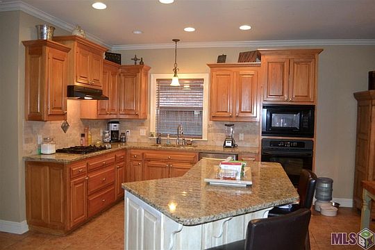 3rd image of 12437 Sugarmill Dr