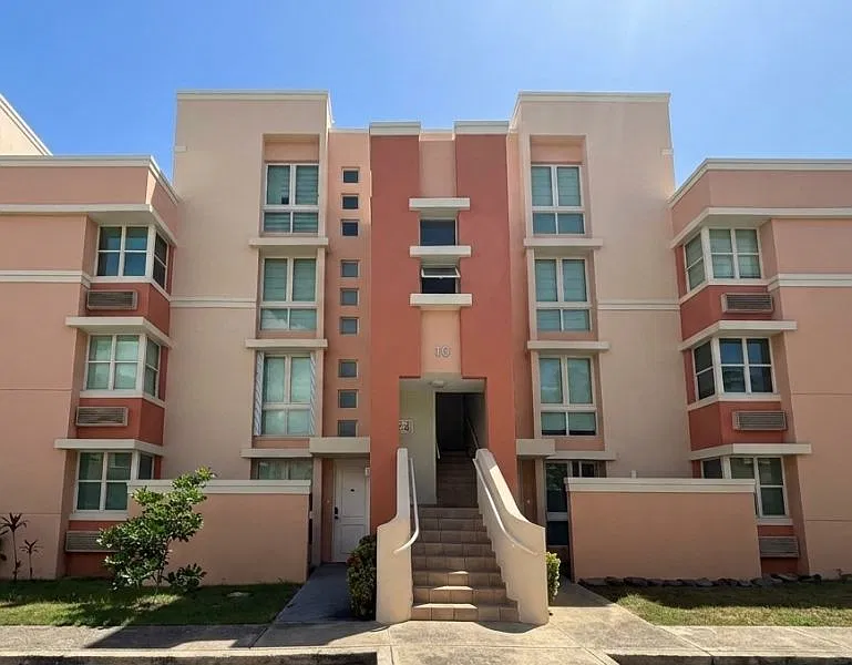 Cond Armonia Apto 10-101 Los Prados Blvd