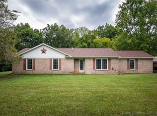 25312 Daisy Hill Rd, Borden, IN 47106