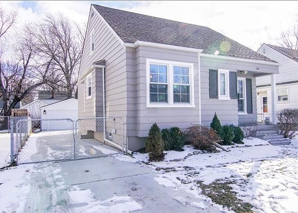 1st image of 1110 N Alexander Ave