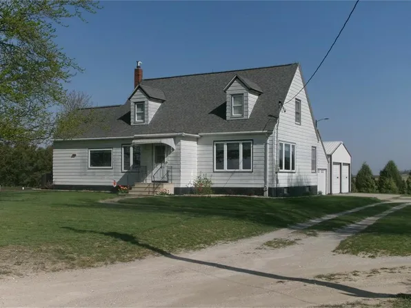 10515 Barclay Rd, Dunkerton, IA 50626