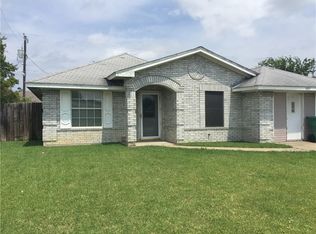 305 Briar Creek Dr, Crandall, TX 75114