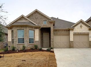 6825 Cambridge Dr, North Richland Hills, TX 76180