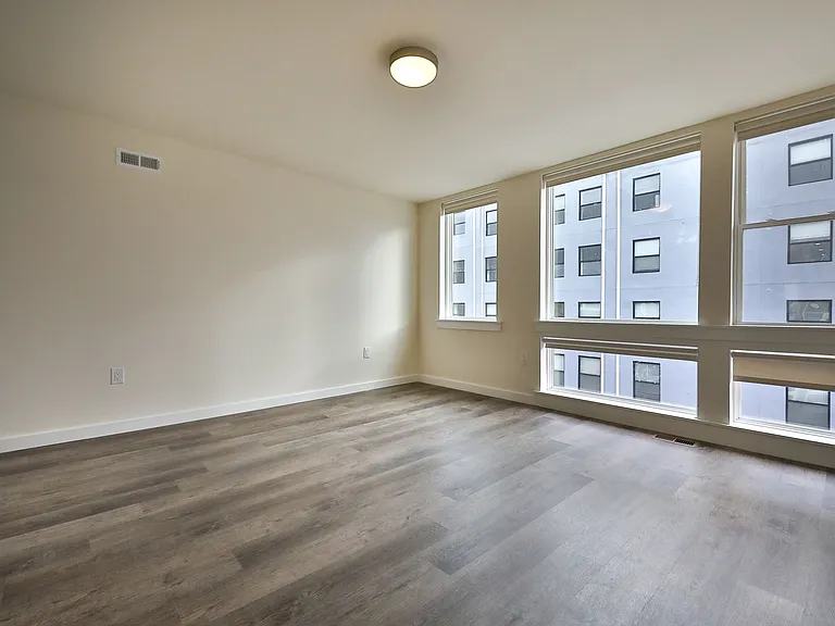 1502 N Randolph St #11C — Photo 23