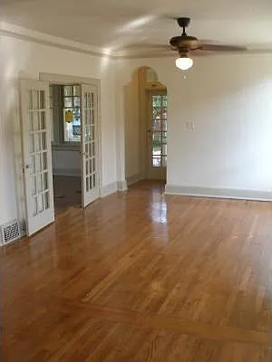 537 Broadway St — Photo 4