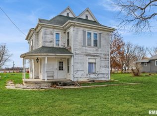 208 McKinley St, Hooppole, IL 61258