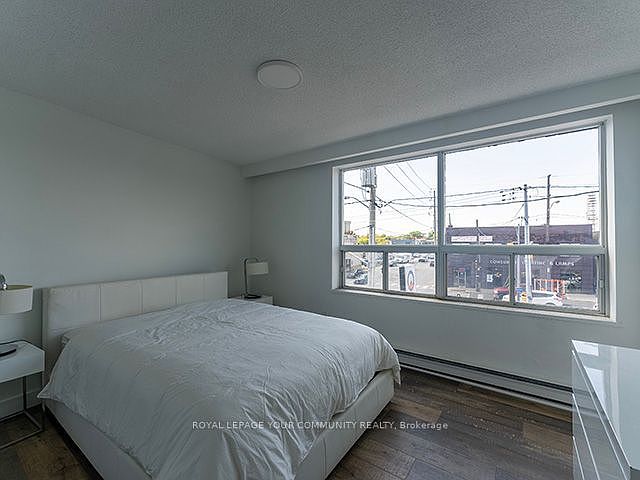 2nd image of 2475A Dufferin St