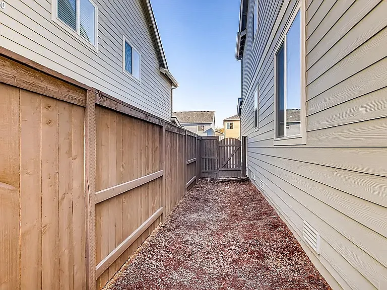 7374 NW Brugger Rd — Photo 23