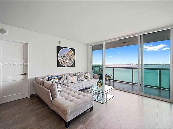 5th image of 1800 N Bayshore Dr APT 2207