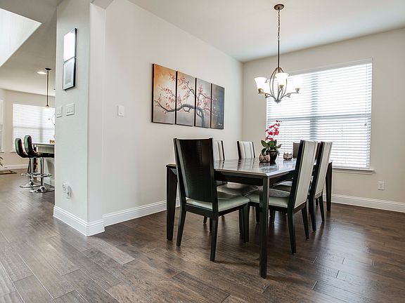 4th image of 3705 Estates Way