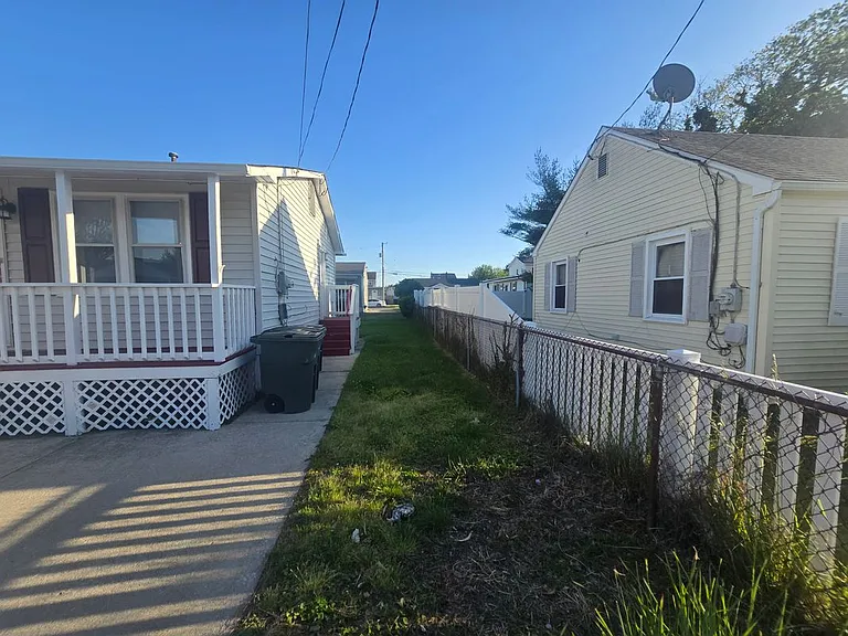 1510 N Arkansas Ave — Photo 3