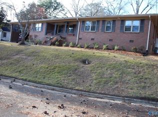 146 Fairoaks St, Gadsden, AL 35901