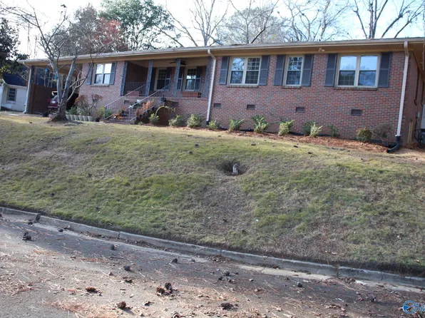 146 Fairoaks St, Gadsden, AL 35901