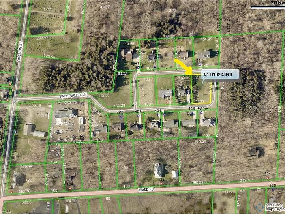 2nd image of 8 Sweetvalley Ln