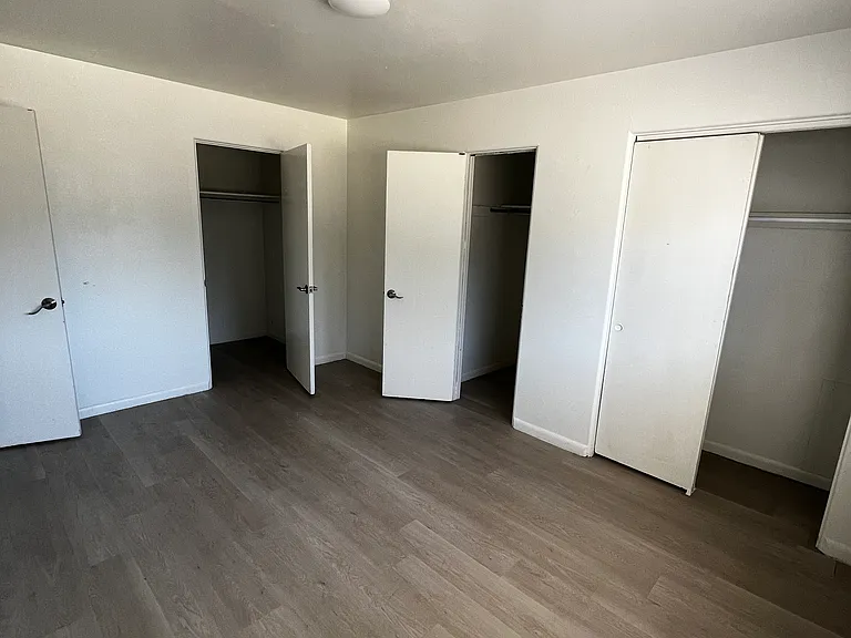 2107 6th Ave — Photo 9