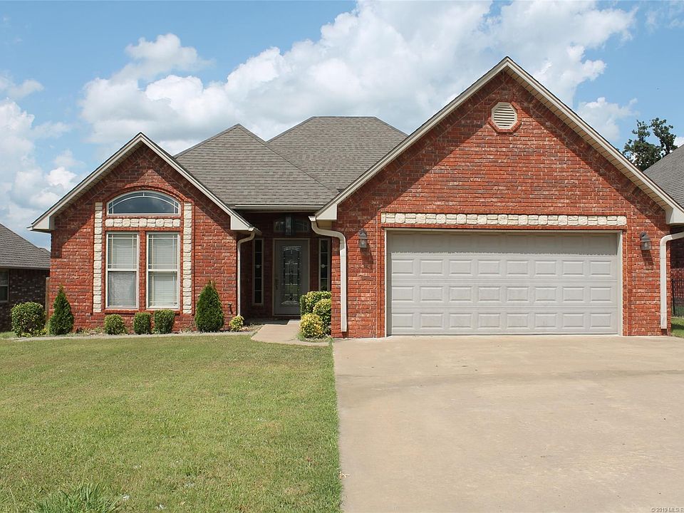 1st image of 1209 Stonegate Ln