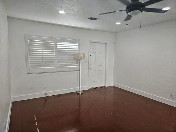 4th image of 311 S 24th Ave