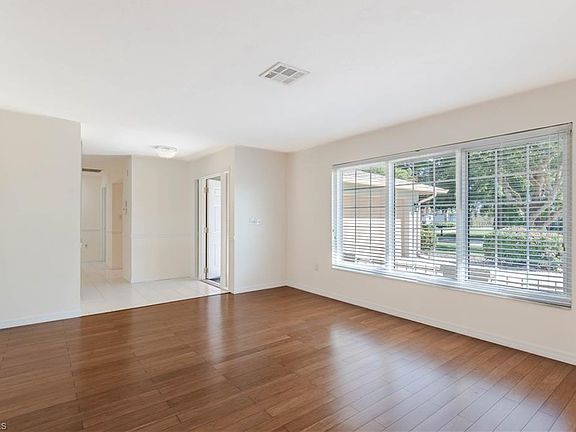 5th image of 4468 Beechwood Lake DR