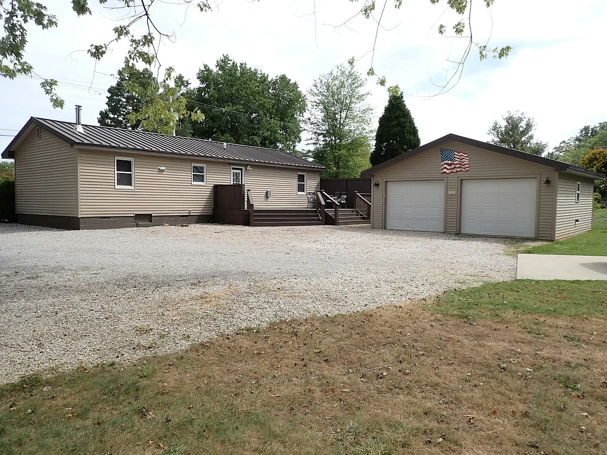 Back Exterior - 4655 Bell Rd