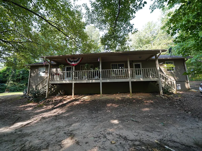 583 Center Point Rd #B — Photo 27