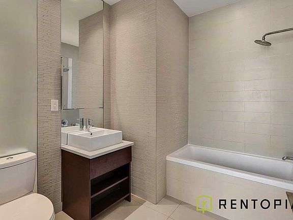 5th image of 411 Union Ave #412B