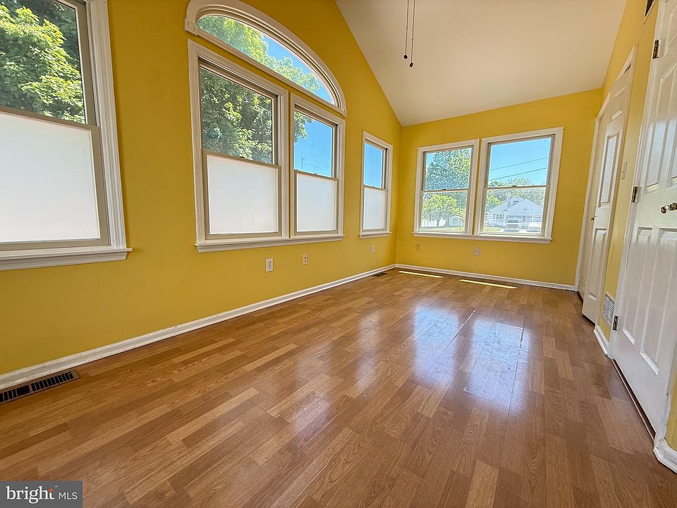 210 Kuser Rd, Hamilton, NJ 08619 | Zillow