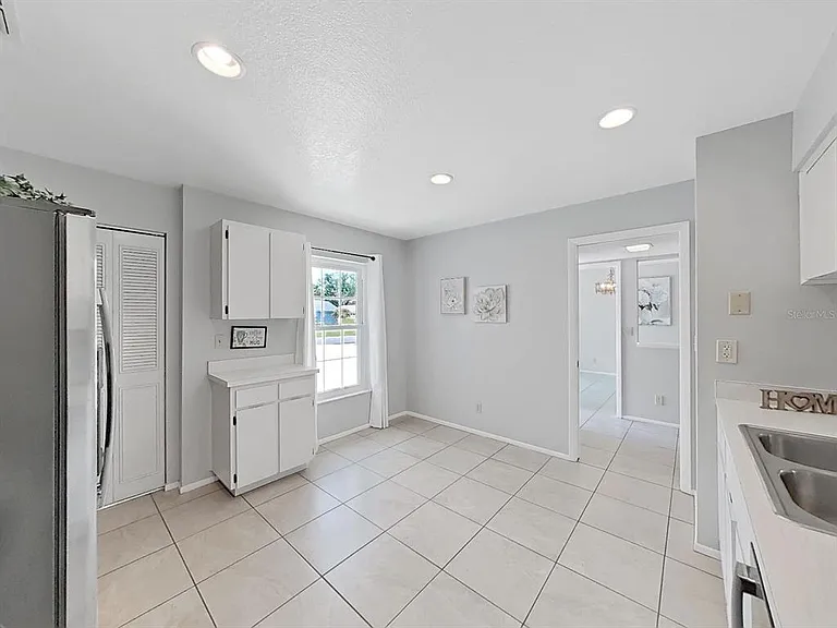 878 Rustic Oaks Dr — Photo 18