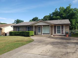 338 Linkmeadow Dr, Duncanville, TX 75137