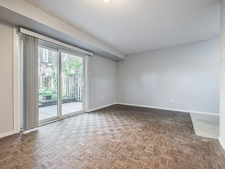 525 Balliol St #17 — Photo 20