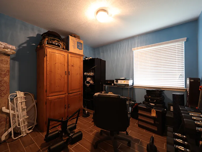 4915 Lions Gate Ln — Photo 14